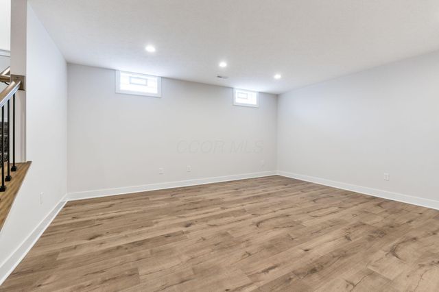 3175 Briarwood Lane, Lewis Center, OH 43035
