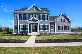 3175 Briarwood Lane, Lewis Center, OH 43035