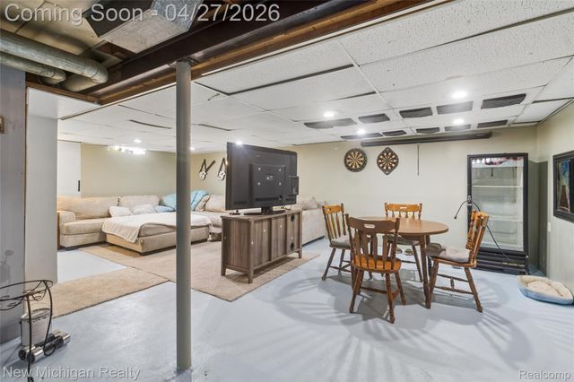 31571 Lonnie Boulevard, Westland, MI 48185