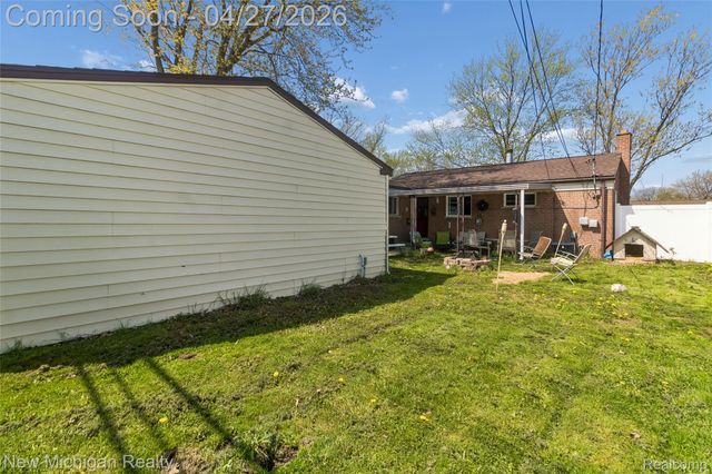 31571 Lonnie Boulevard, Westland, MI 48185
