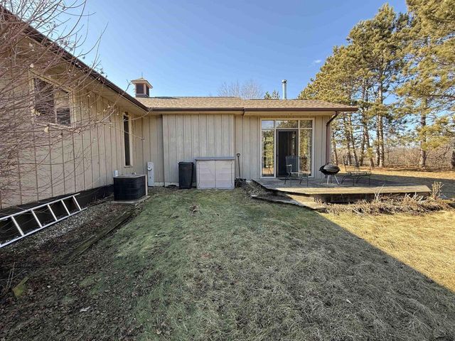 E11616 N Reedsburg Road, Baraboo, WI 53913