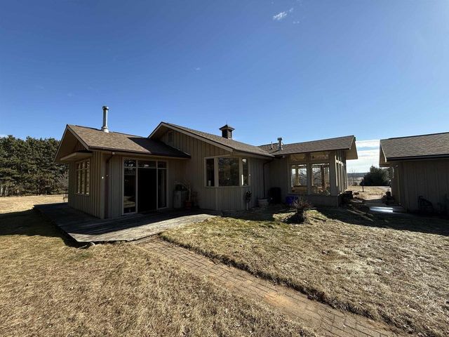 E11616 N Reedsburg Road, Baraboo, WI 53913