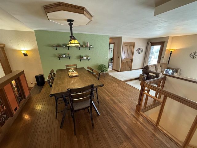 E11616 N Reedsburg Road, Baraboo, WI 53913