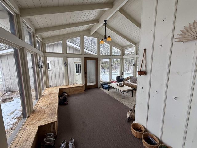 E11616 N Reedsburg Road, Baraboo, WI 53913