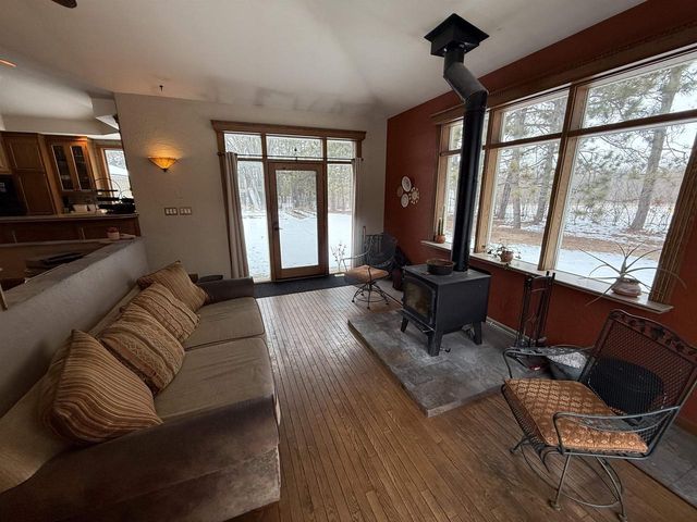 E11616 N Reedsburg Road, Baraboo, WI 53913