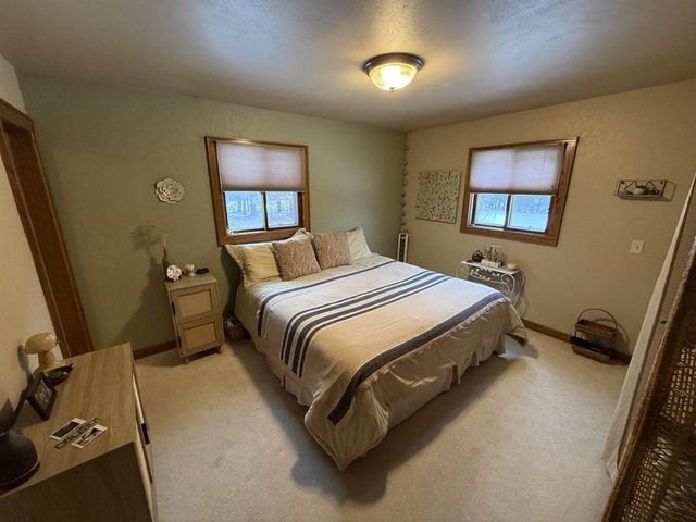 E11616 N Reedsburg Road, Baraboo, WI 53913