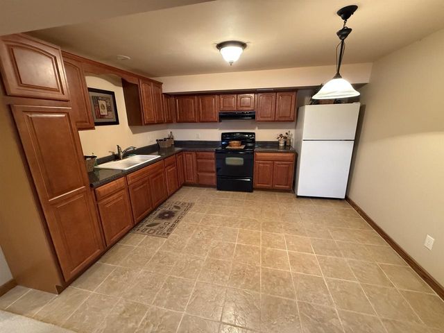 E11616 N Reedsburg Road, Baraboo, WI 53913