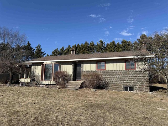 E11616 N Reedsburg Road, Baraboo, WI 53913