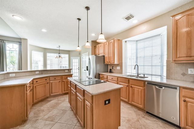 4406 Pleasant Trace Drive, Pasadena, TX 77059