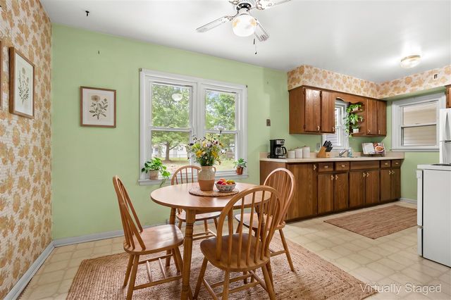 2304 Holly Avenue, Portage, MI 49024