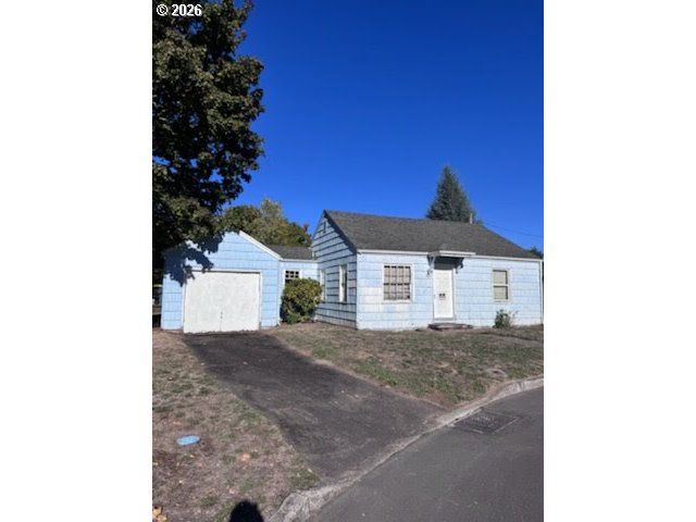 1822 Ne WALNUT Ave, Wood Village, OR 97060