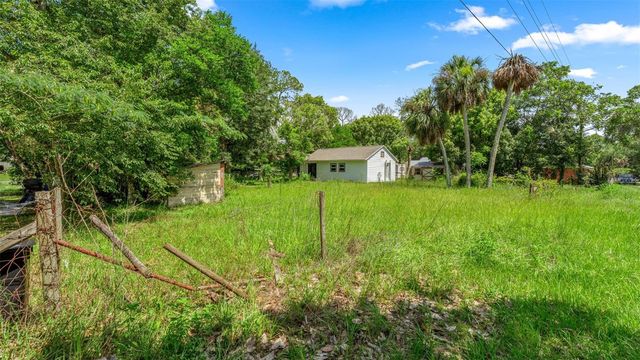 10085 PLUM STREET, Hampton, FL 32044