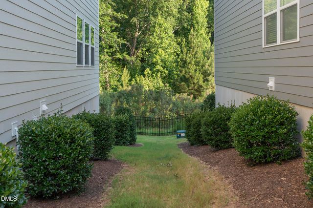 229 Daisy Grove Lane, Holly Springs, NC 27540