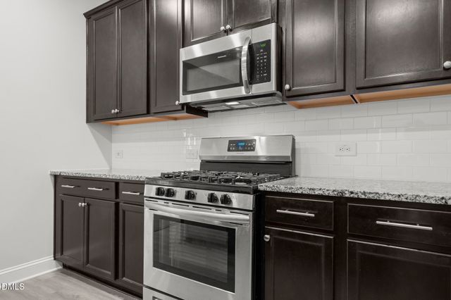 229 Daisy Grove Lane, Holly Springs, NC 27540