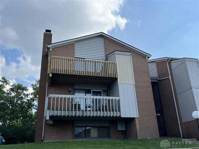 1116 Eagle Feather Circle E, West Carrollton, OH 45449