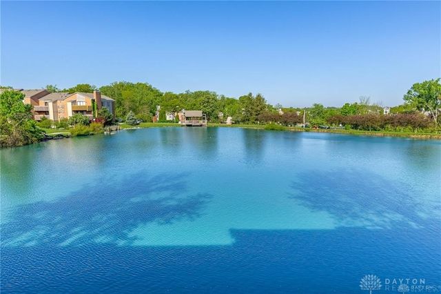 1116 Eagle Feather Circle E, West Carrollton, OH 45449