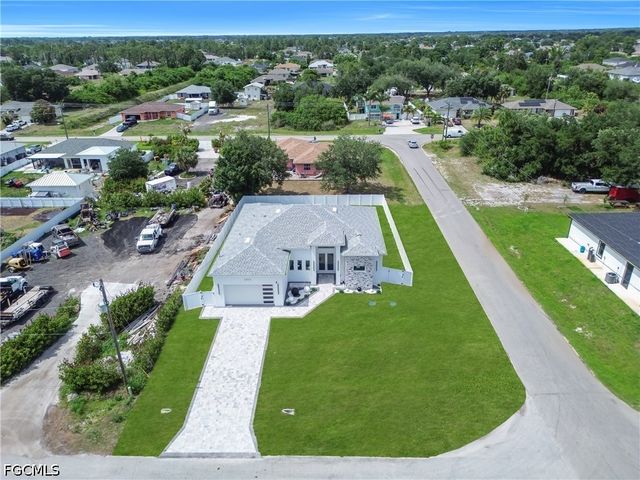 2900 41st ST SW, Lehigh Acres, FL 33976