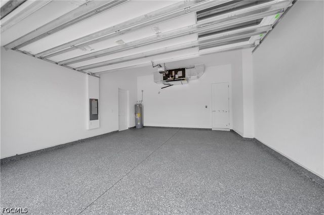 2900 41st ST SW, Lehigh Acres, FL 33976