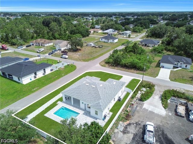 2900 41st ST SW, Lehigh Acres, FL 33976