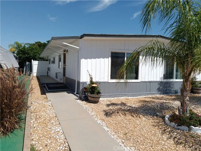 822 S PALM Avenue, Hemet, CA 92543