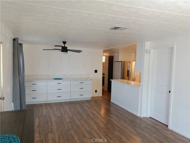822 S PALM Avenue, Hemet, CA 92543