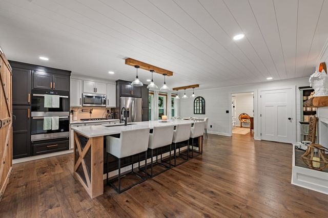 135 Rolling Hills Drive, Morganton, GA 30560