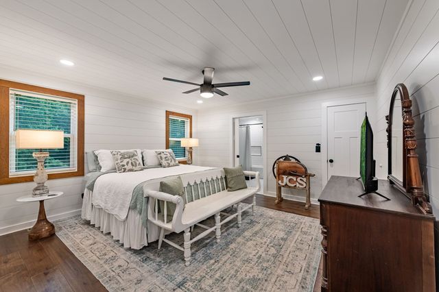 135 Rolling Hills Drive, Morganton, GA 30560