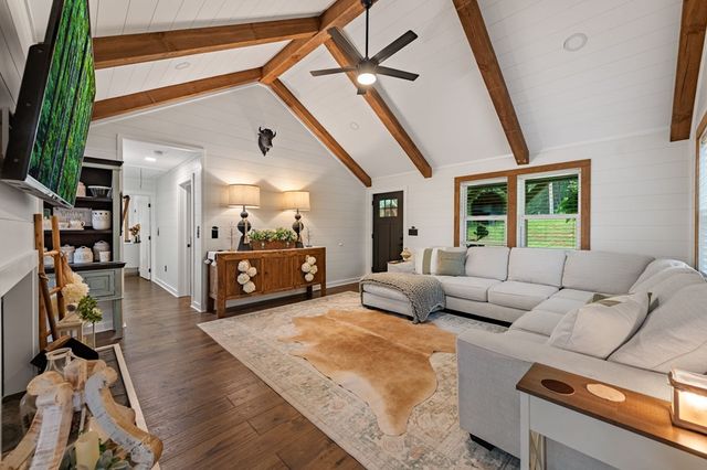 135 Rolling Hills Drive, Morganton, GA 30560
