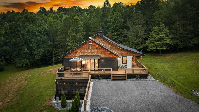 135 Rolling Hills Drive, Morganton, GA 30560