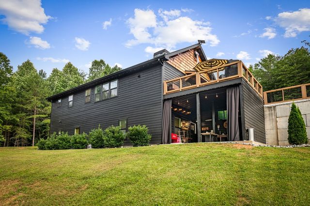 135 Rolling Hills Drive, Morganton, GA 30560