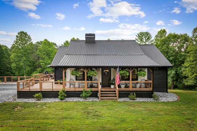 135 Rolling Hills Drive, Morganton, GA 30560