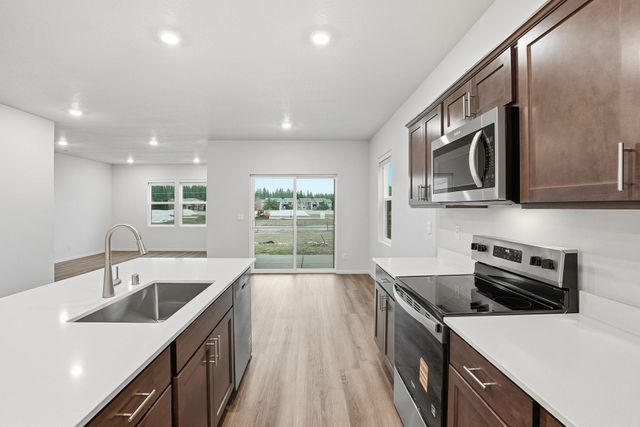 219 W Pheasant Bluff Ave, Spokane, WA 99224