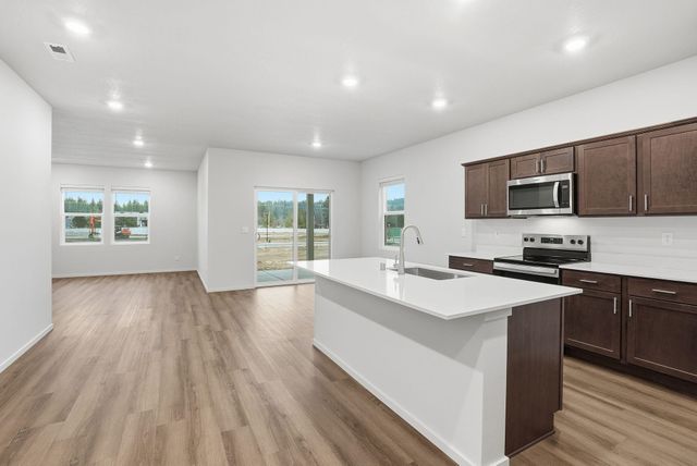 219 W Pheasant Bluff Ave, Spokane, WA 99224