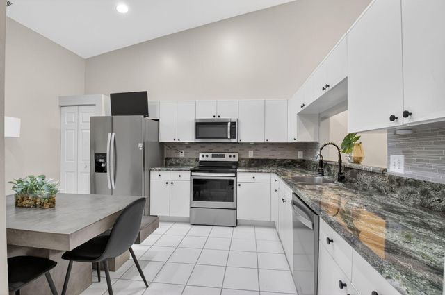 8298 Via Di Veneto, Boca Raton, FL 33496