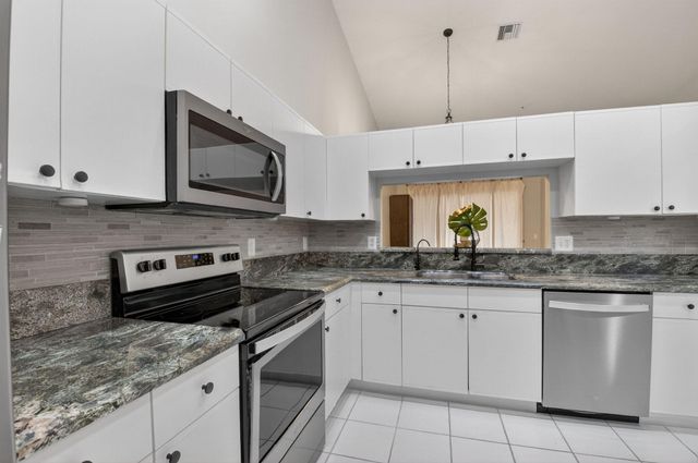 8298 Via Di Veneto, Boca Raton, FL 33496