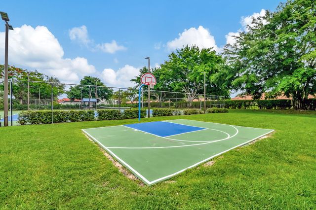 8298 Via Di Veneto, Boca Raton, FL 33496