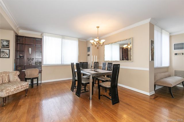269-10 Grand Central Parkway 18 G, Floral Park, NY 11005