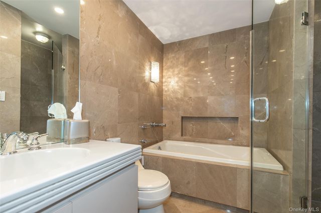269-10 Grand Central Parkway 18 G, Floral Park, NY 11005