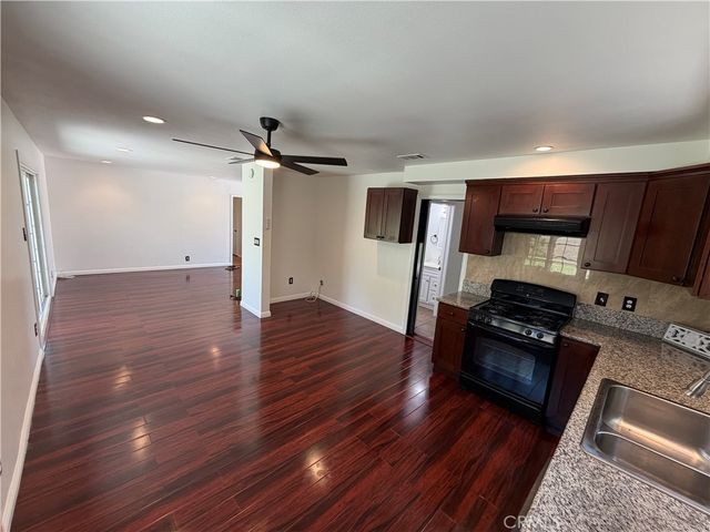 12291 Hampton, Garden Grove, CA 92840