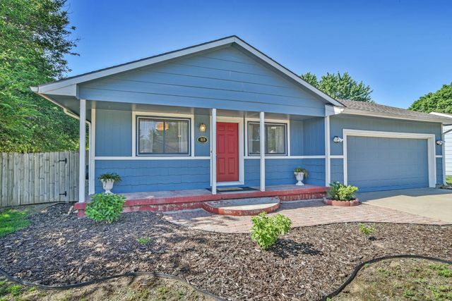 919 E Karla, Haysville, KS 67060