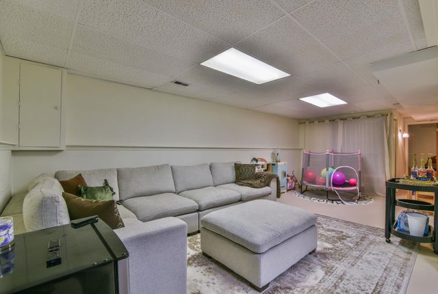 919 E Karla, Haysville, KS 67060