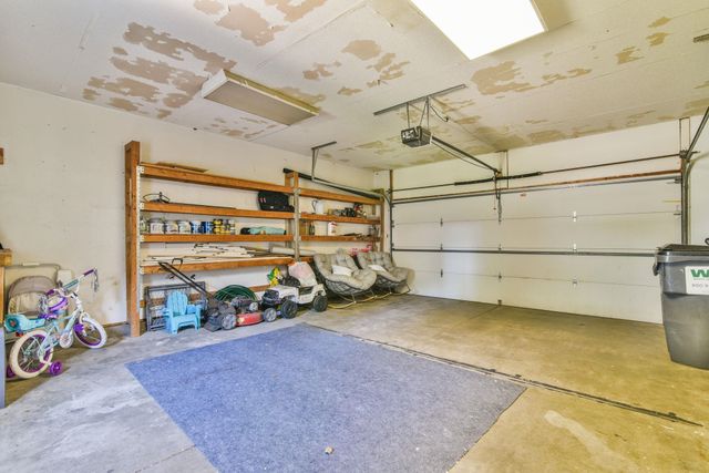 919 E Karla, Haysville, KS 67060