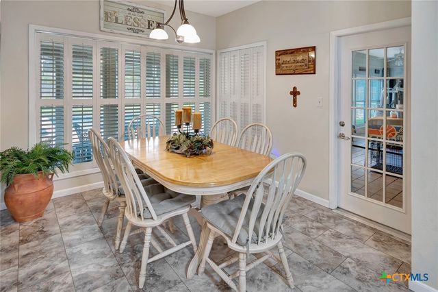 508 Masters Drive, Victoria, TX 77904