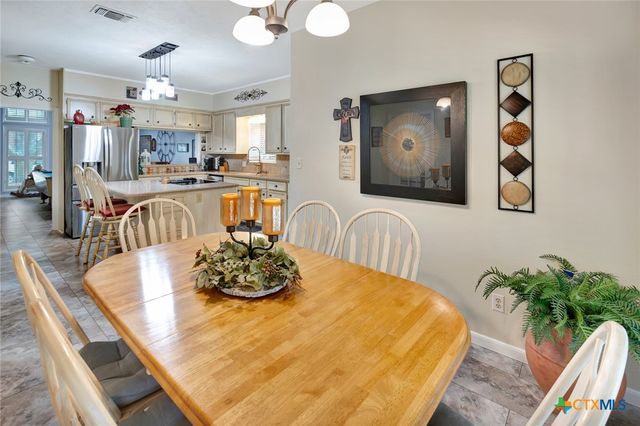 508 Masters Drive, Victoria, TX 77904