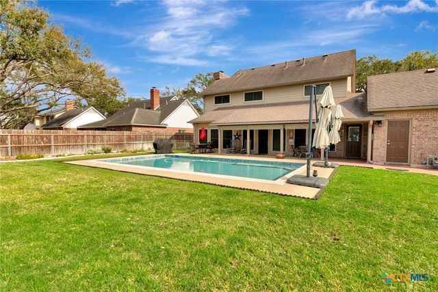 508 Masters Drive, Victoria, TX 77904