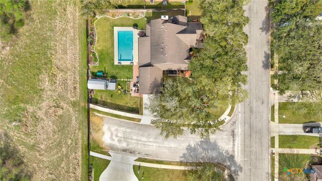 508 Masters Drive, Victoria, TX 77904
