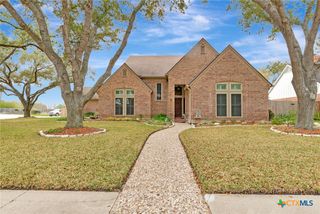 508 Masters Drive, Victoria, TX 77904