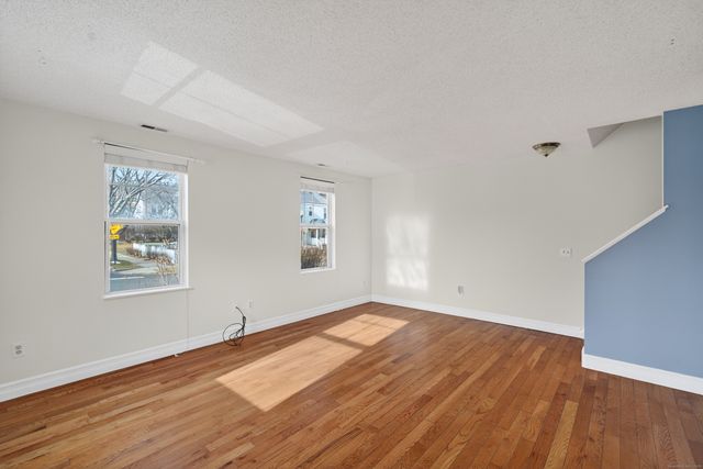 295 Ashmun Street, New Haven, CT 06511