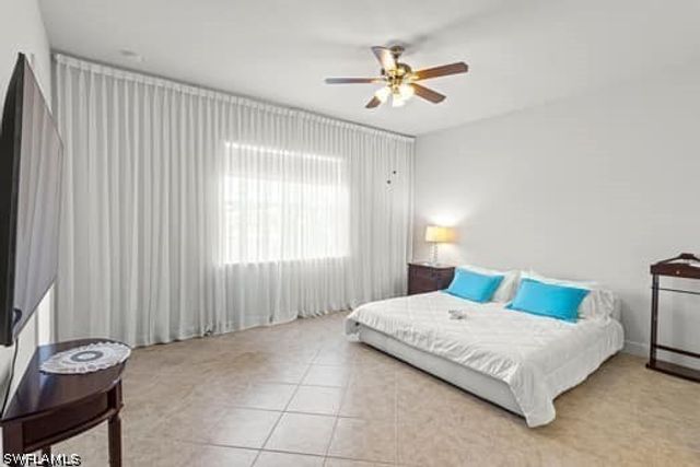 8066 Princeton DR, Naples, FL 34104