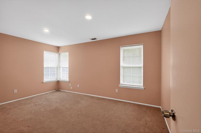 1 Summerfield Circle, Central Islip, NY 11722